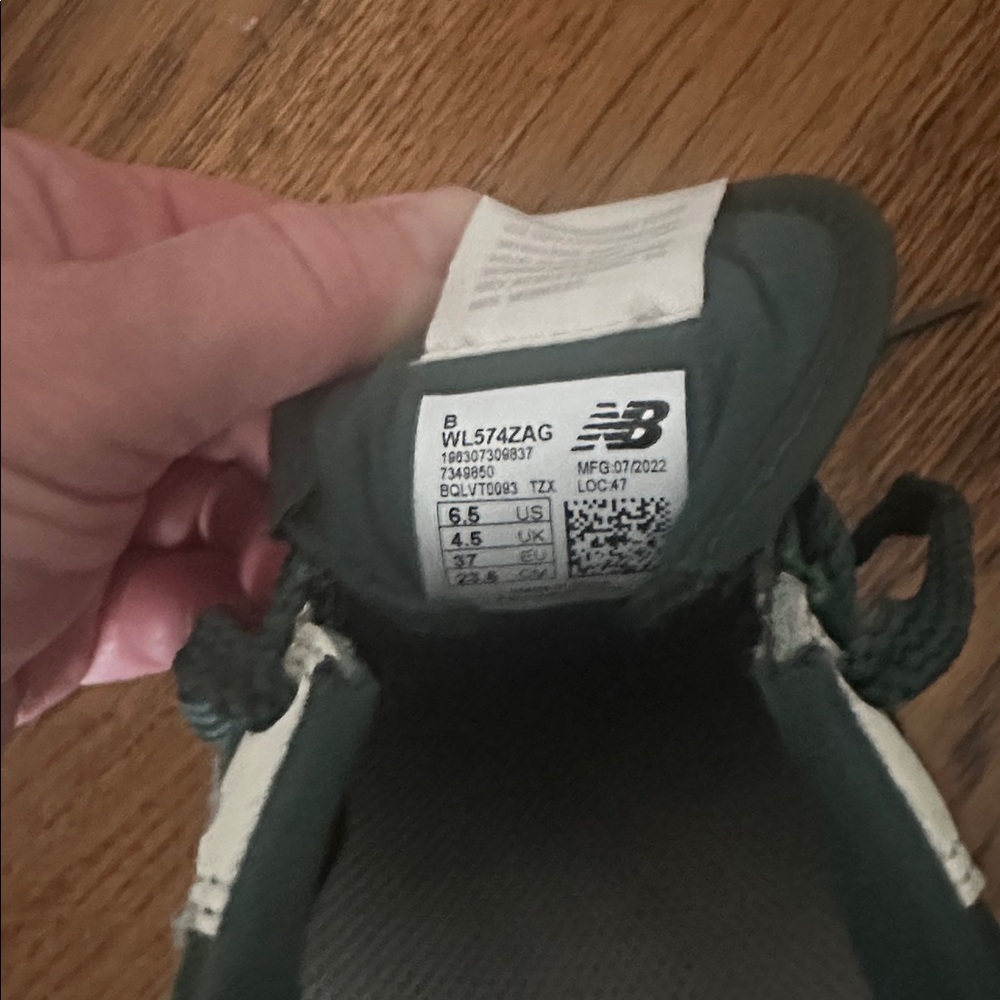 *RARE* Green, Platform New Balance 574 - Picture 6 of 6